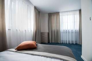 Отели типа «постель и завтрак» Spalnia B&B Гижицко Двухместный номер с 1 кроватью и собственной ванной комнатой-10