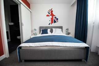 Отели типа «постель и завтрак» Spalnia B&B Гижицко Двухместный номер с 1 кроватью и собственной ванной комнатой-2